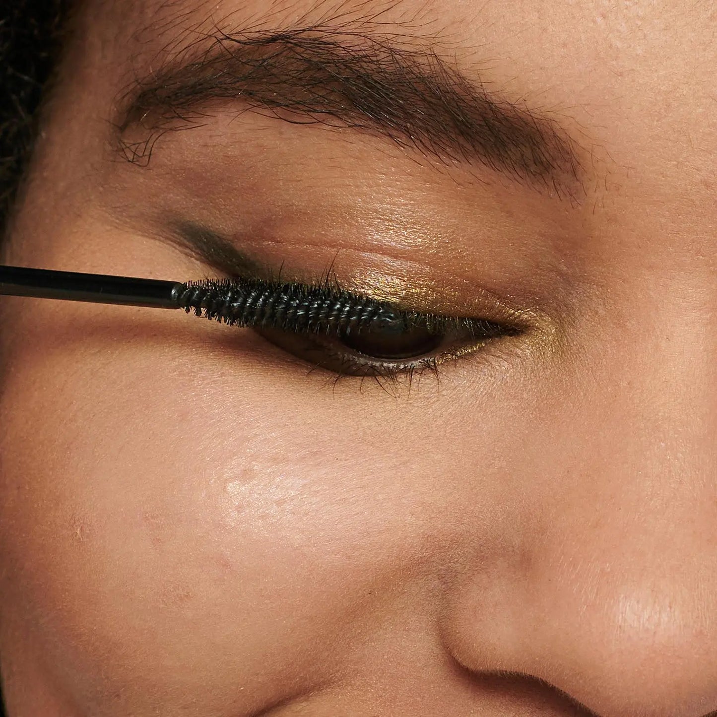 Experience Effortless Elegance with Clinique Lash Power Mascara - Long-Wearing & Lengthening Formula